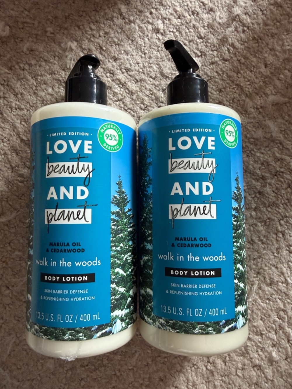 Love Beauty and Planet Walk in the Woods Body Lotion - Blue